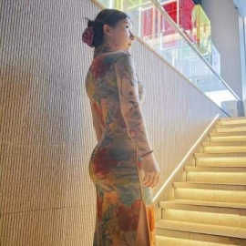 猫纹身高冷范御姐