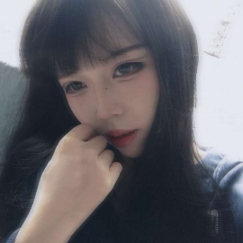 19岁颜值高小猫超好