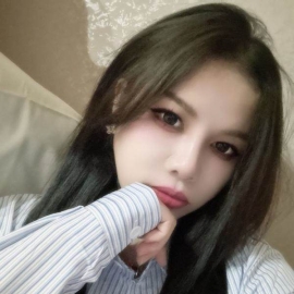 蜜桃臀情趣母狗骚女